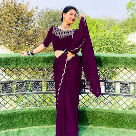 Wine Crepe Georgette Saree with Scallop Border